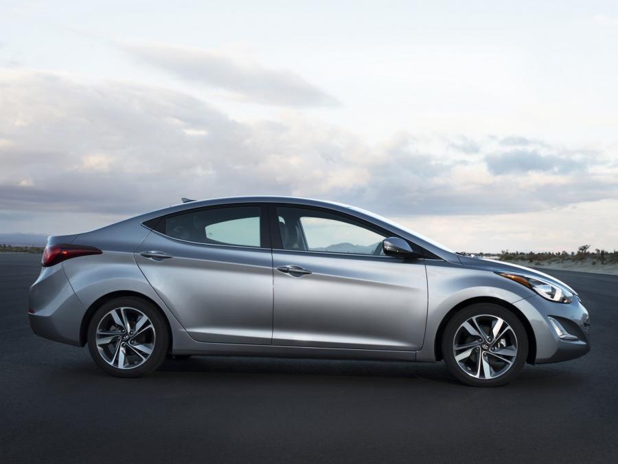  Hyundai Elantra Limited 2014 года  (US) (фото 20 из 27)